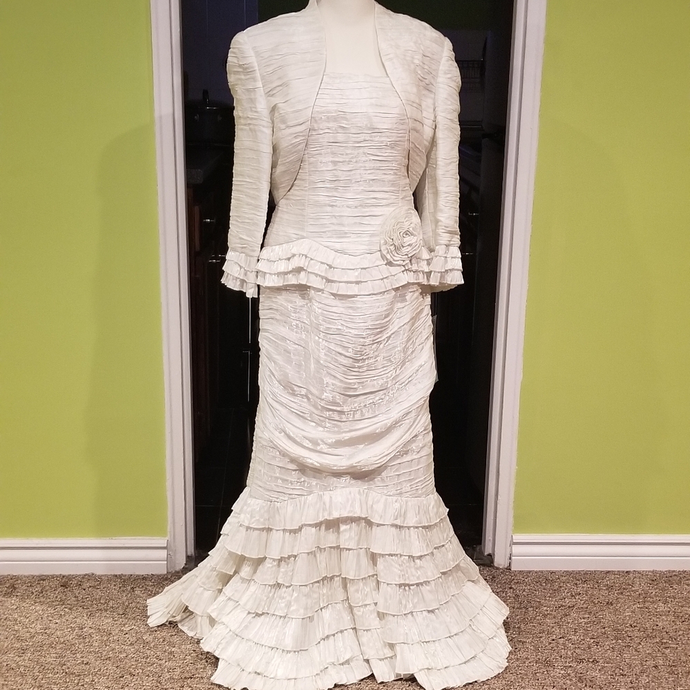 NWT Formal Dress With Ruching, Ruffles, And Jacket